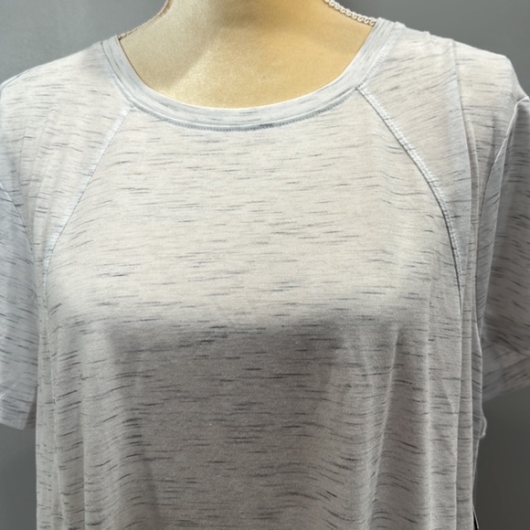 Avia Women's 2 - Short Sleeve T-Shirt Size XXXL - Picture 13 of 15